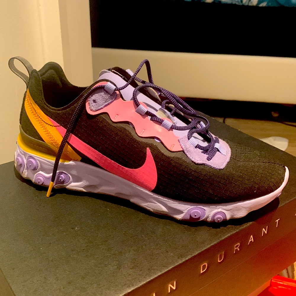 Nike